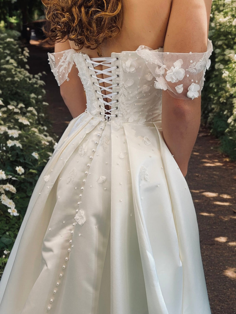 Milady - Classic Collection - Bridal - bridal gown - Classic - Melanie Jayne